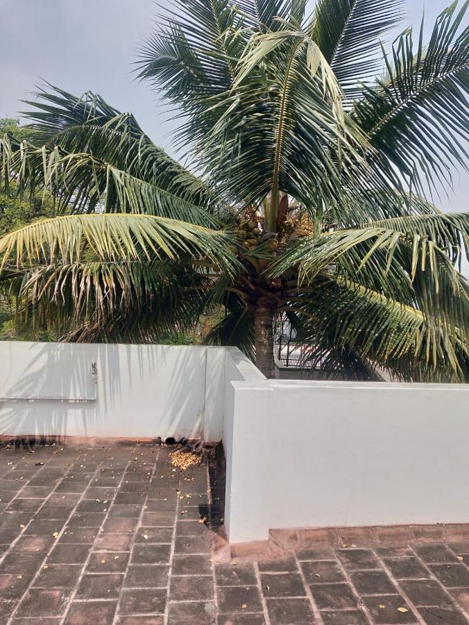 Sremethila Homestay Marudhamalai Extérieur photo