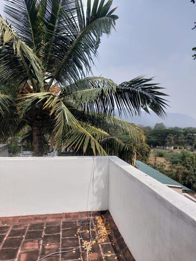 Sremethila Homestay Marudhamalai Extérieur photo